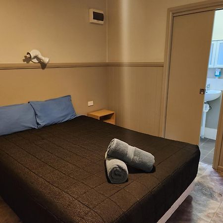 Narrabri Motel And Caravan Park Экстерьер фото
