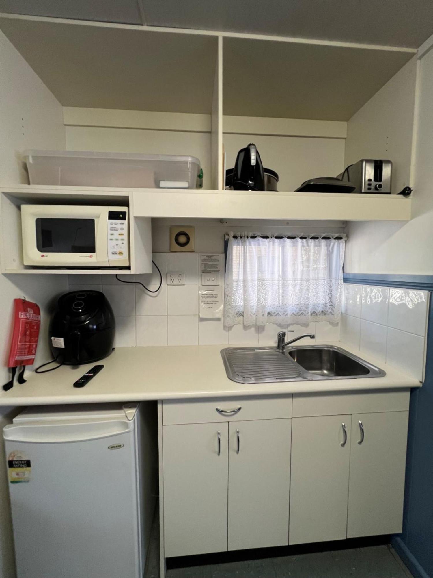 Narrabri Motel And Caravan Park Экстерьер фото