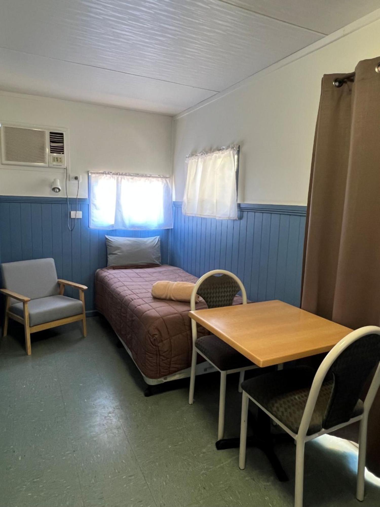 Narrabri Motel And Caravan Park Экстерьер фото