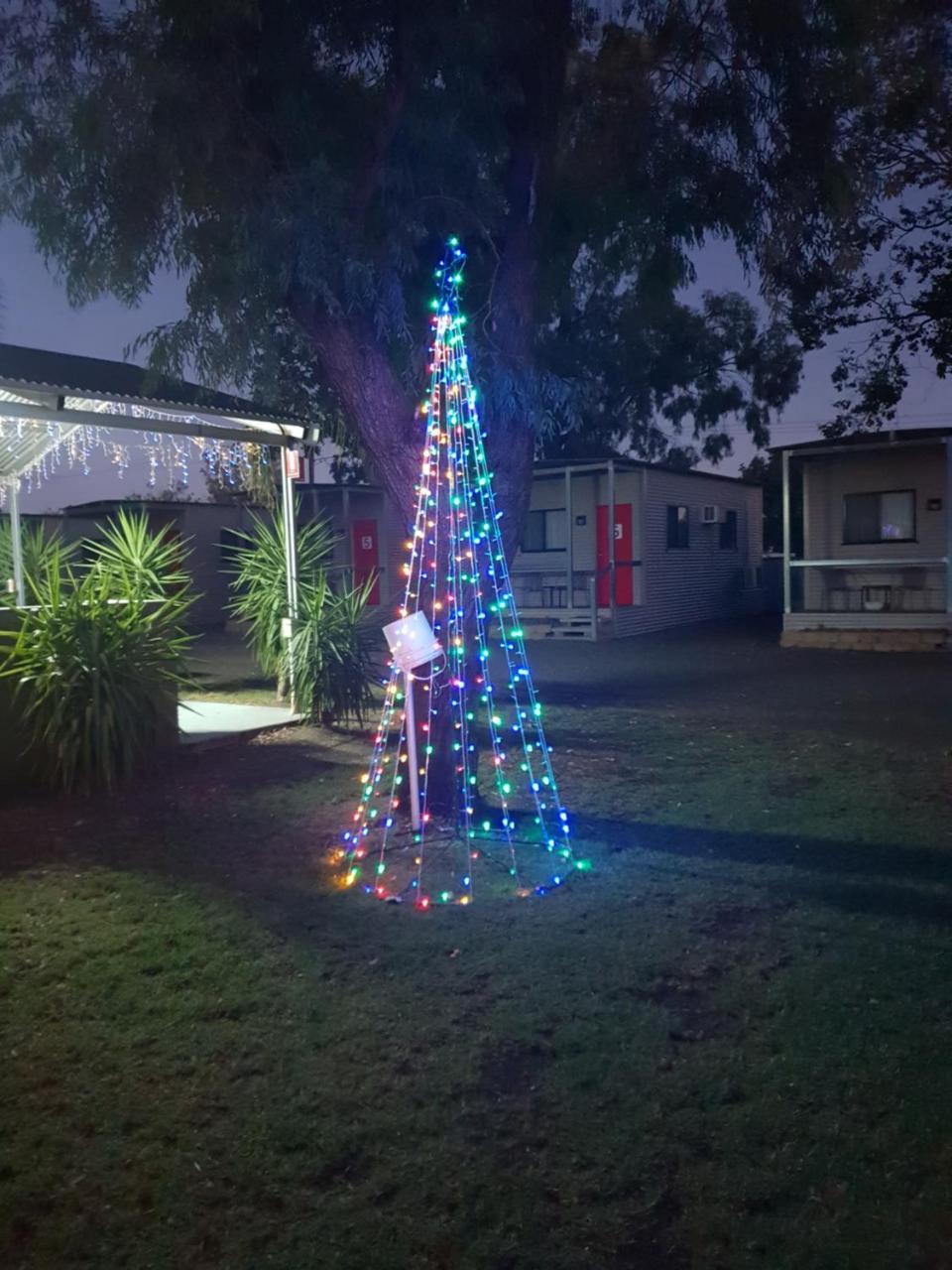 Narrabri Motel And Caravan Park Экстерьер фото