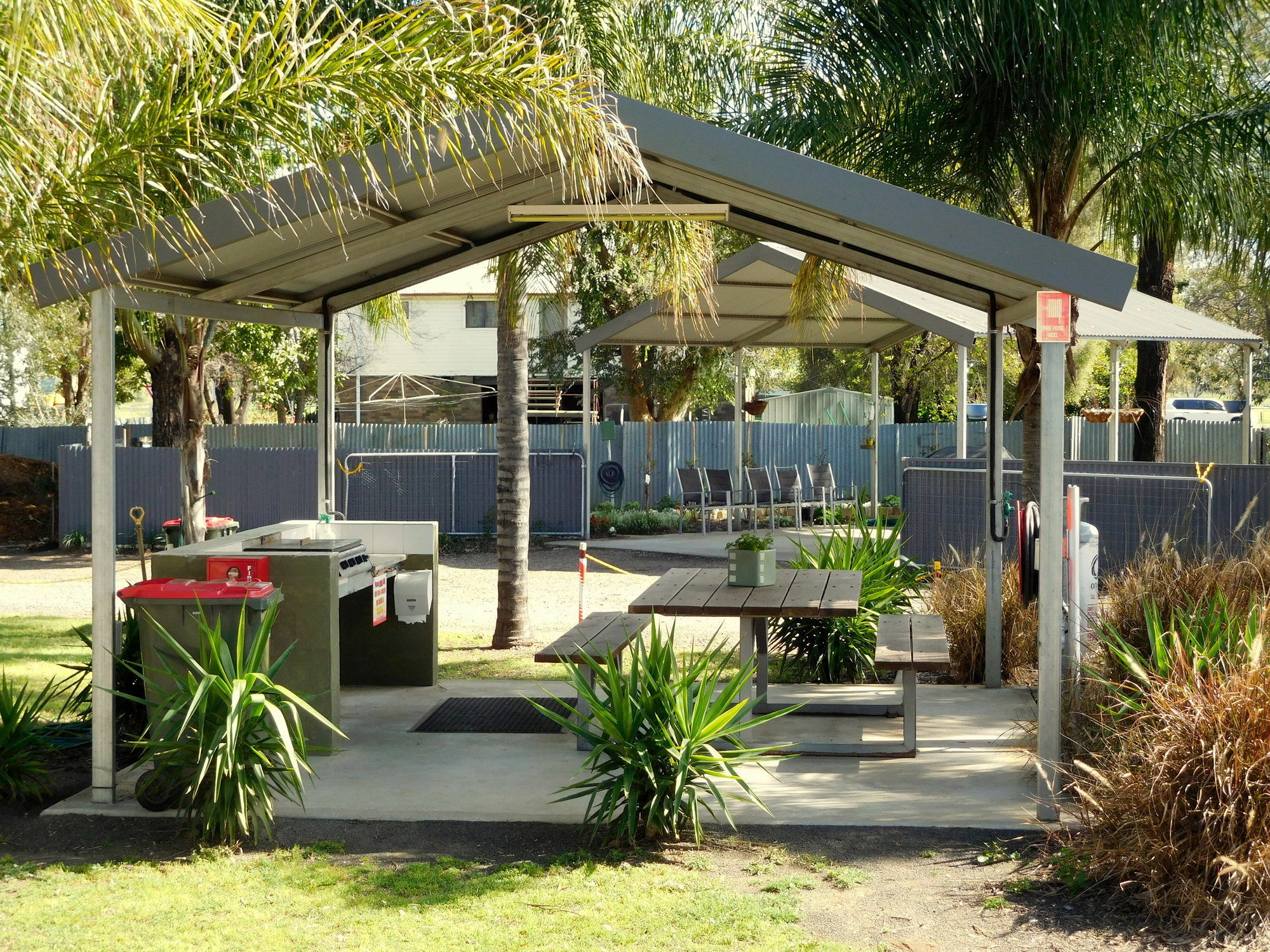 Narrabri Motel And Caravan Park Экстерьер фото